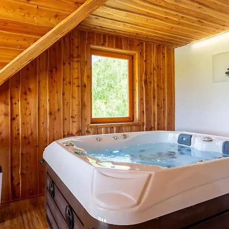 Harmonia Private Jacuzzi And Pool Retreat Near Rogaska Holiday home Rogatec