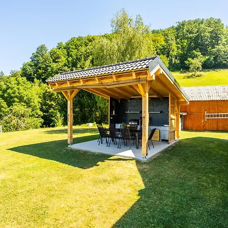 Harmonia Private Jacuzzi And Pool Retreat Near Rogaska Сasa de vacaciones *